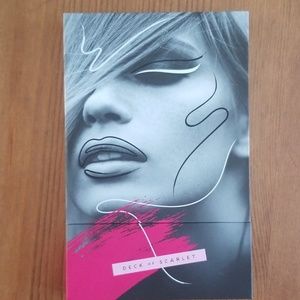 Deck of Scarlett eyeshadow & lip palette